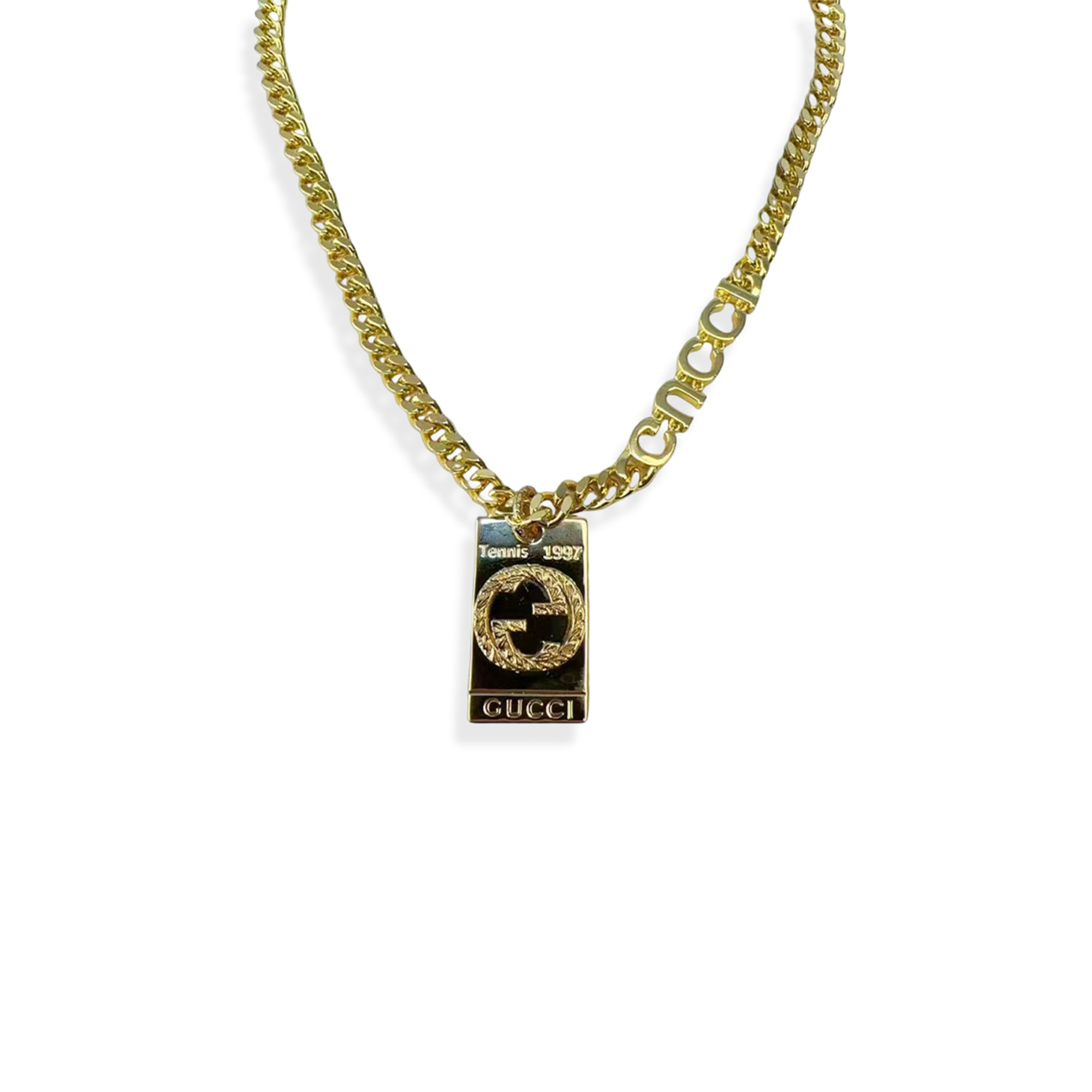 GUCCI SCRIPT NECKLACE IN YELLOW GOLD GUCCI SCRIPT NECKLACE IN YELLOW GOLD